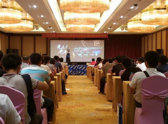 HLD光源投影怎么樣?英士廣州渠道會人氣爆棚二度加座 HLD光源投影怎么樣?英士廣州渠道會人氣爆棚二度加座